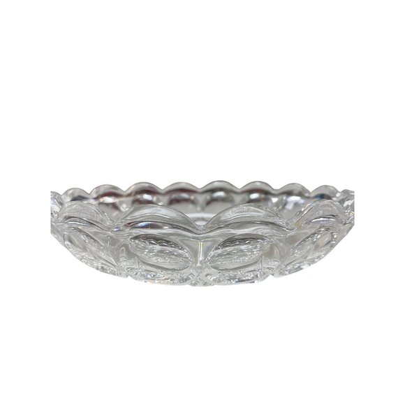 Vintage Glass Thumbprint Scalloped Edge Dish Round Starburst & Scalloped Design - Picture 7 of 8